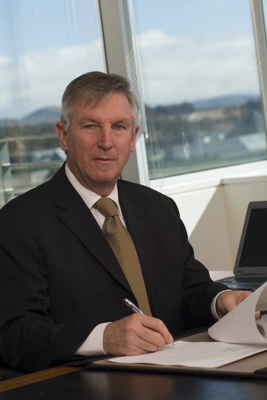 Dr Dennis Trewin Ao Fassa