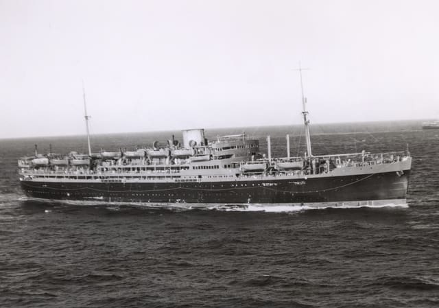 Hmt Dunera In 1940