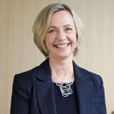 Professor Marian Baird Ao Fassa