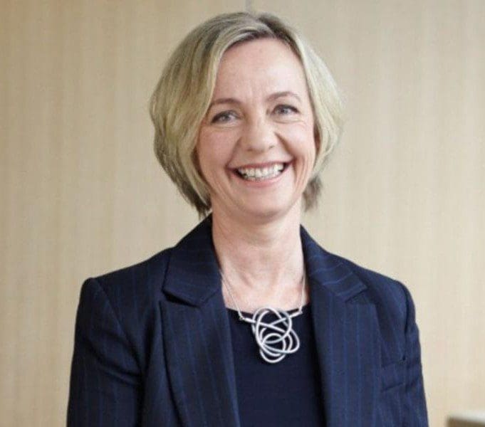 Professor Marian Baird Ao Fassa